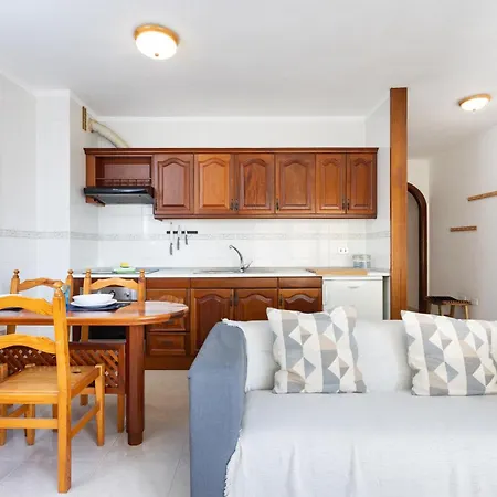 Esperanza Playa Surf House Ελ Μέντανο
